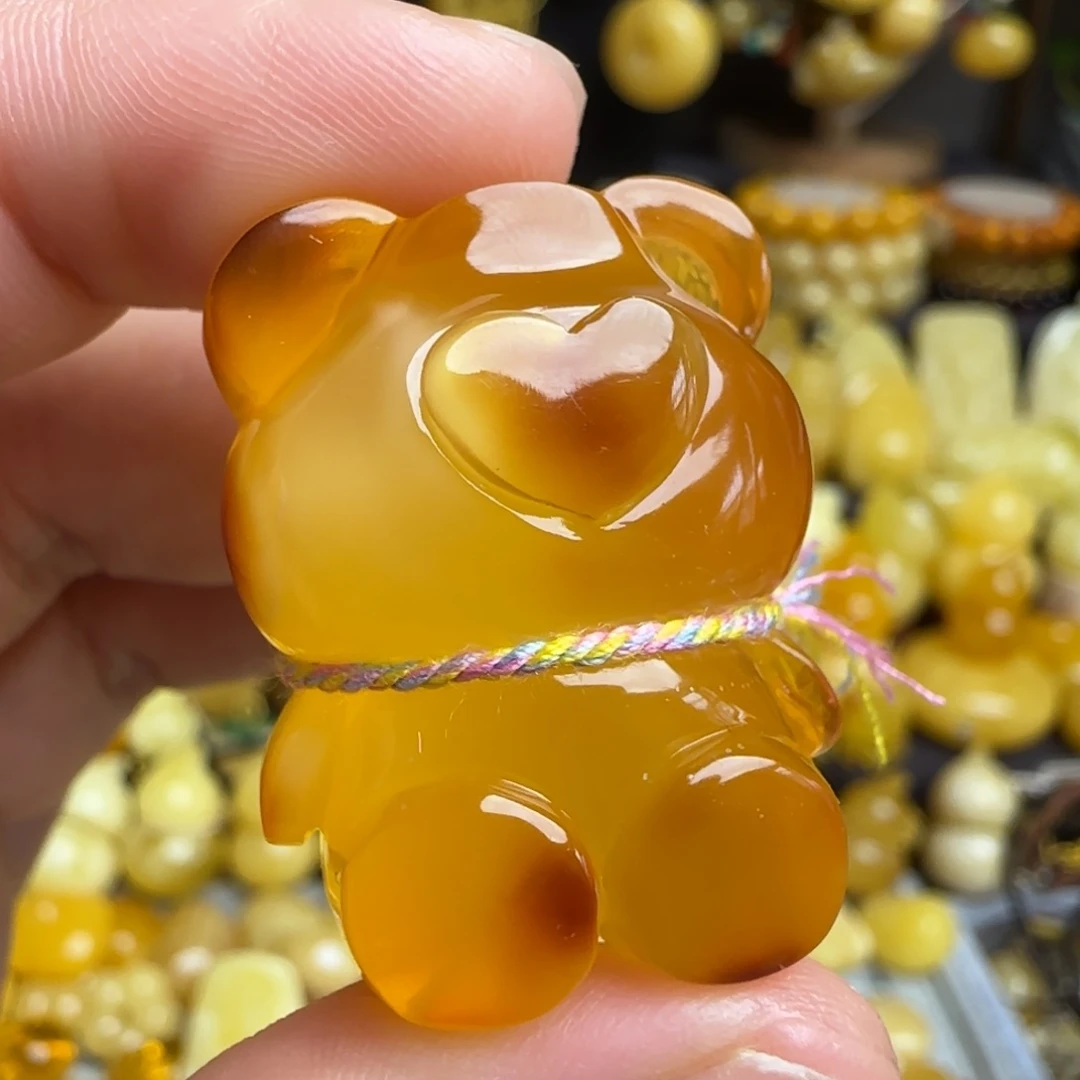 琥珀吊坠(不含链)未镶嵌65一克焦皮料蜜蜡小熊