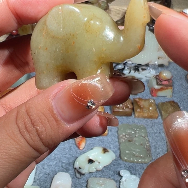 未镶嵌和田玉挂件