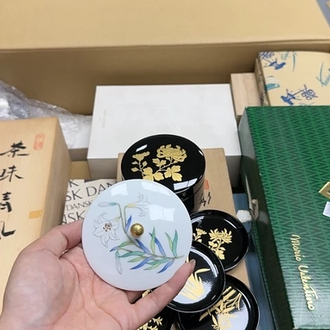 C*瓷器。瓷器。瓷器。