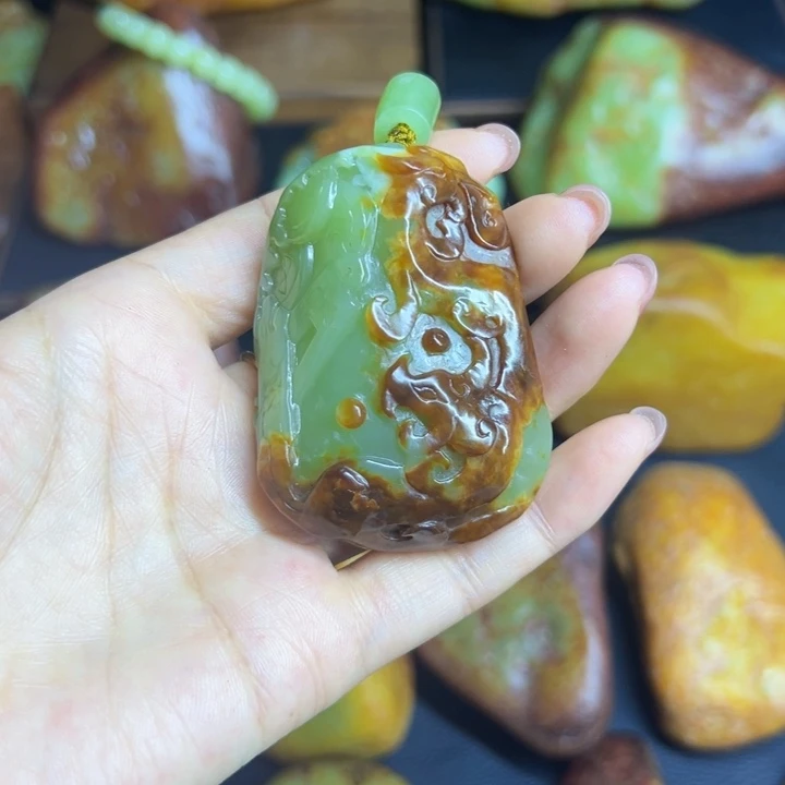 和田玉未镶嵌挂件