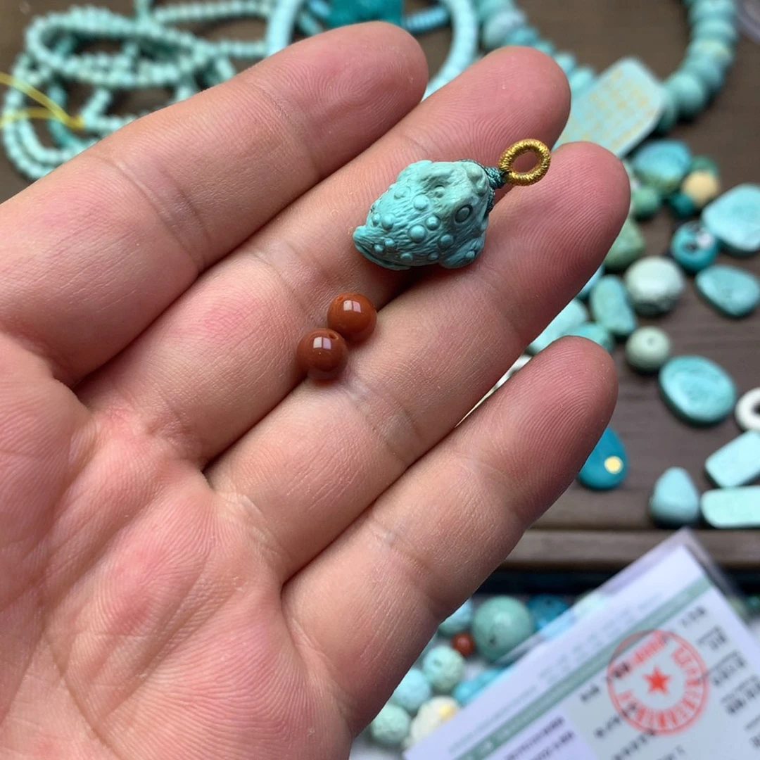 南红玛瑙雕刻未镶嵌