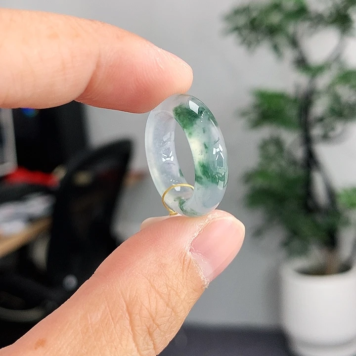 翡翠未镶嵌戒指8号