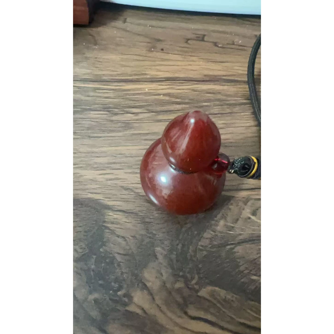 小葫芦蜜蜡把件一个哦