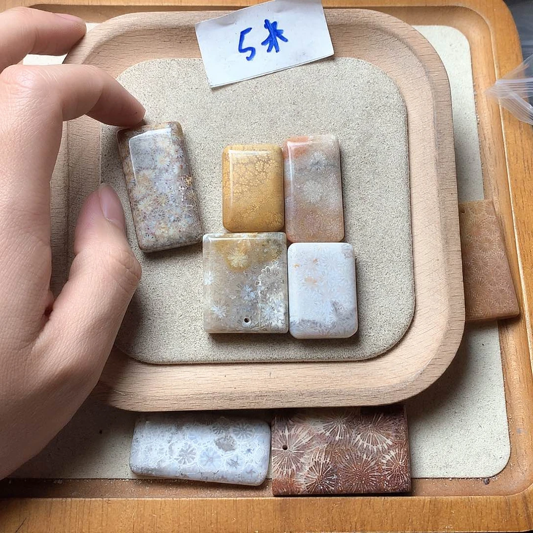 石英质玉颈饰未镶嵌昕****⭐