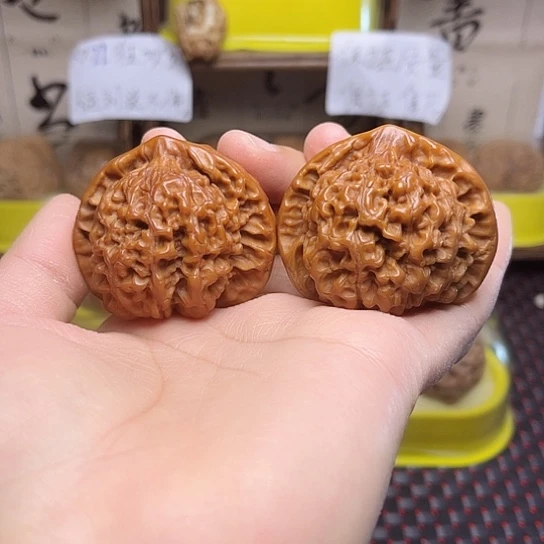 文玩核桃吊坠官帽