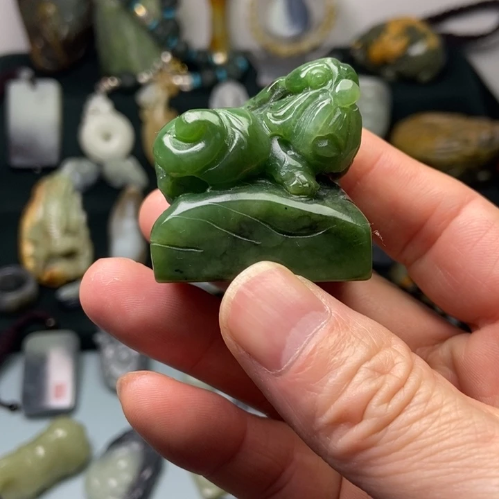 和田玉（糖玉）未镶嵌颈饰