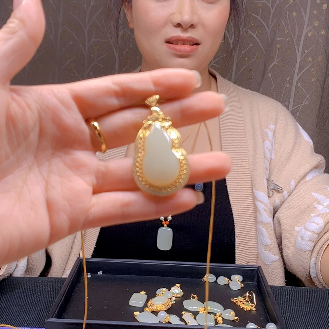 和田玉银S925镶嵌颈饰