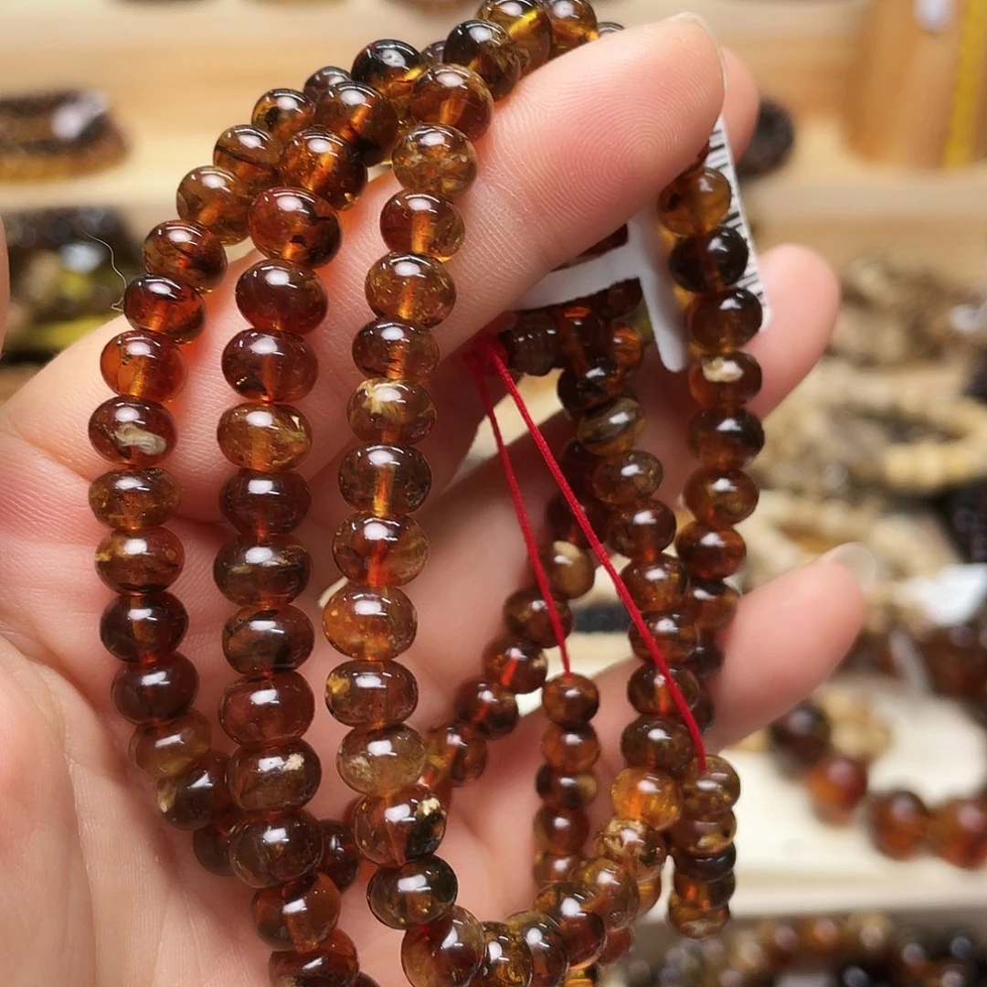 未镶嵌琥珀裸石七71031