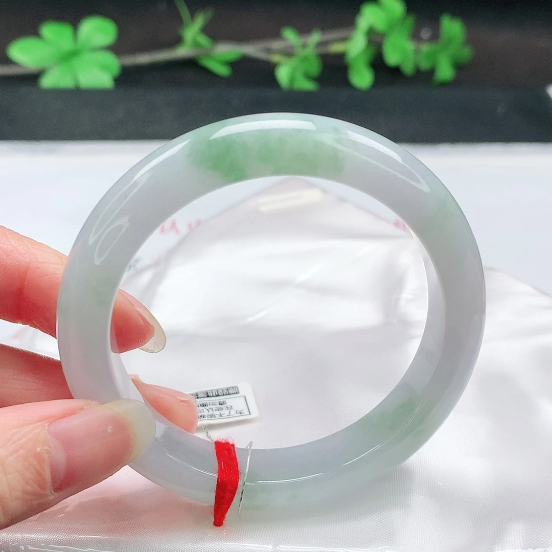 翡翠未镶嵌手镯54圈