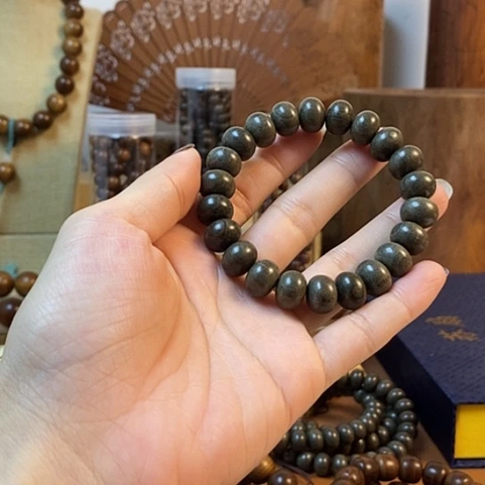 老山檀香阴沉算盘珠9-12手串