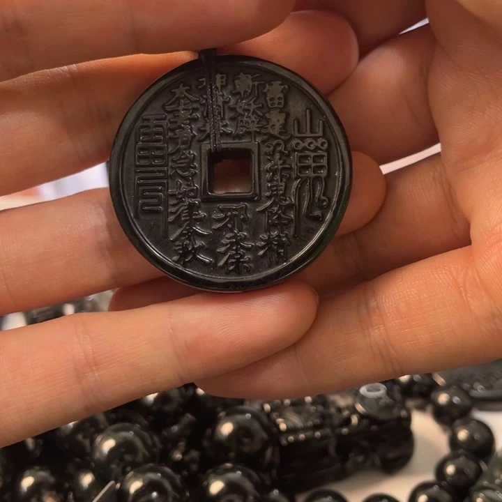 翡翠未镶嵌吊坠(不含链)35