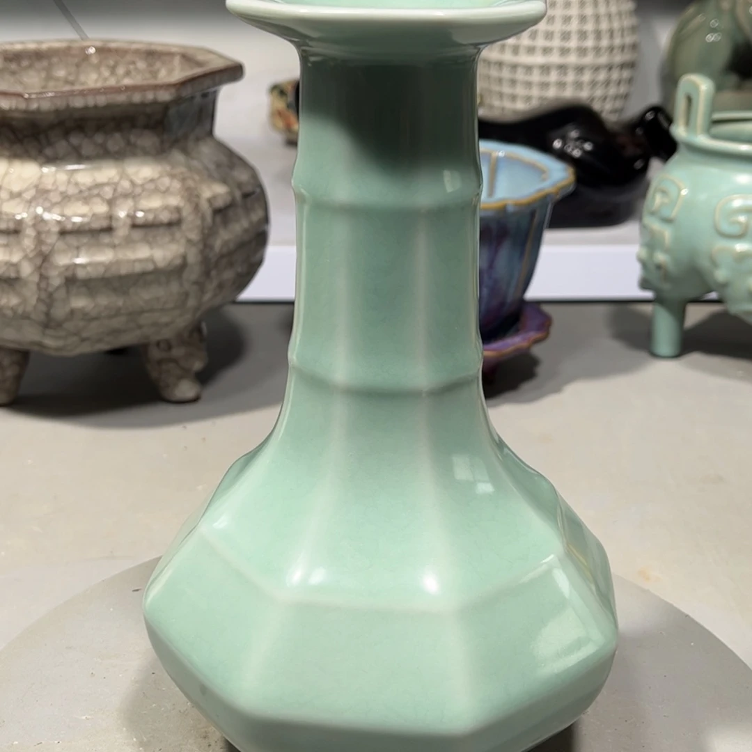瓶北**阳龙泉青瓷品相完美