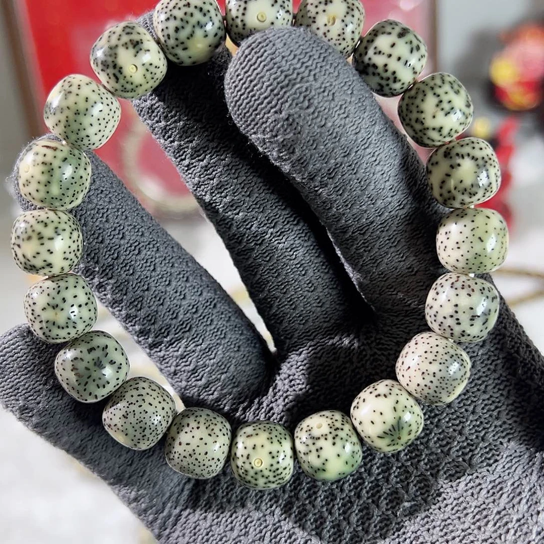 星月菩提手串卡13 绿包白 小细星