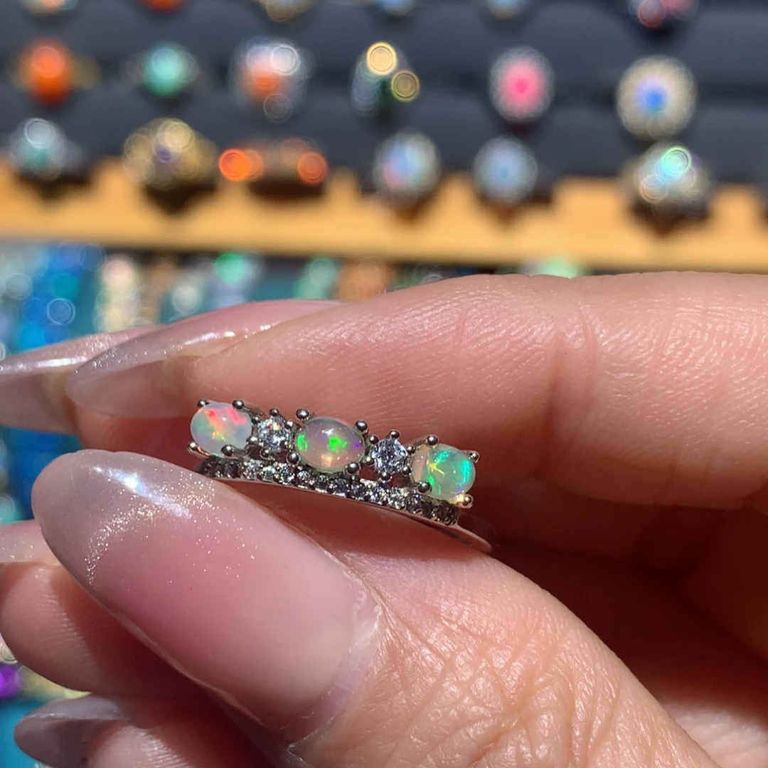 欧泊戒指银S925镶嵌福利