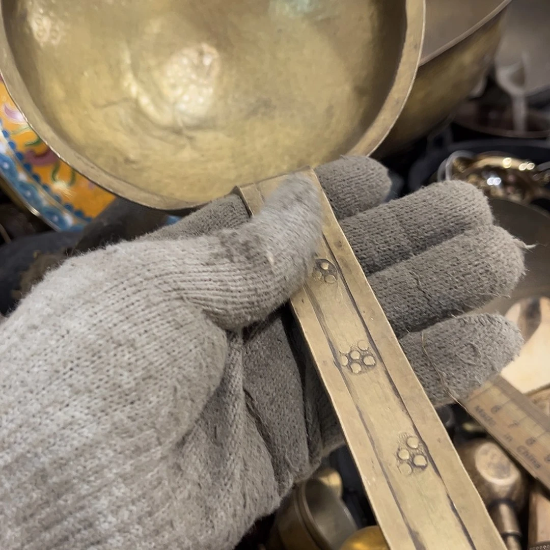 用***9闪电购铜摆件工艺品