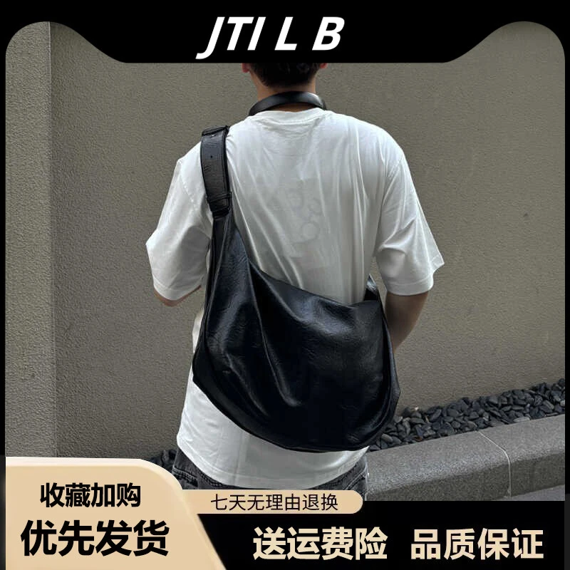 韩系复古软皮大容量饺子包男士高级感休闲单肩斜挎托特包男款女