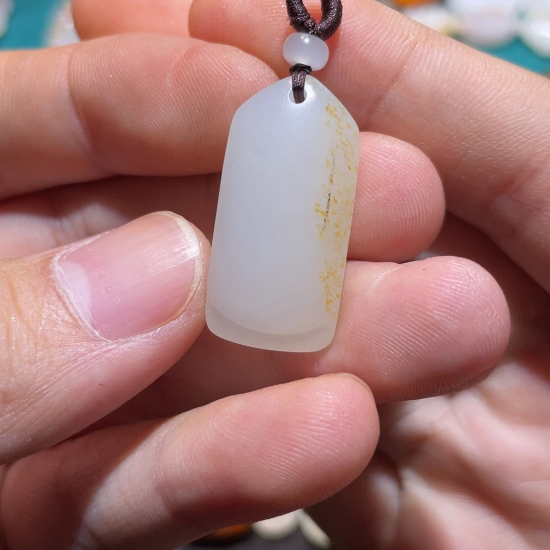 l***I和田玉未镶嵌吊坠(不含链)