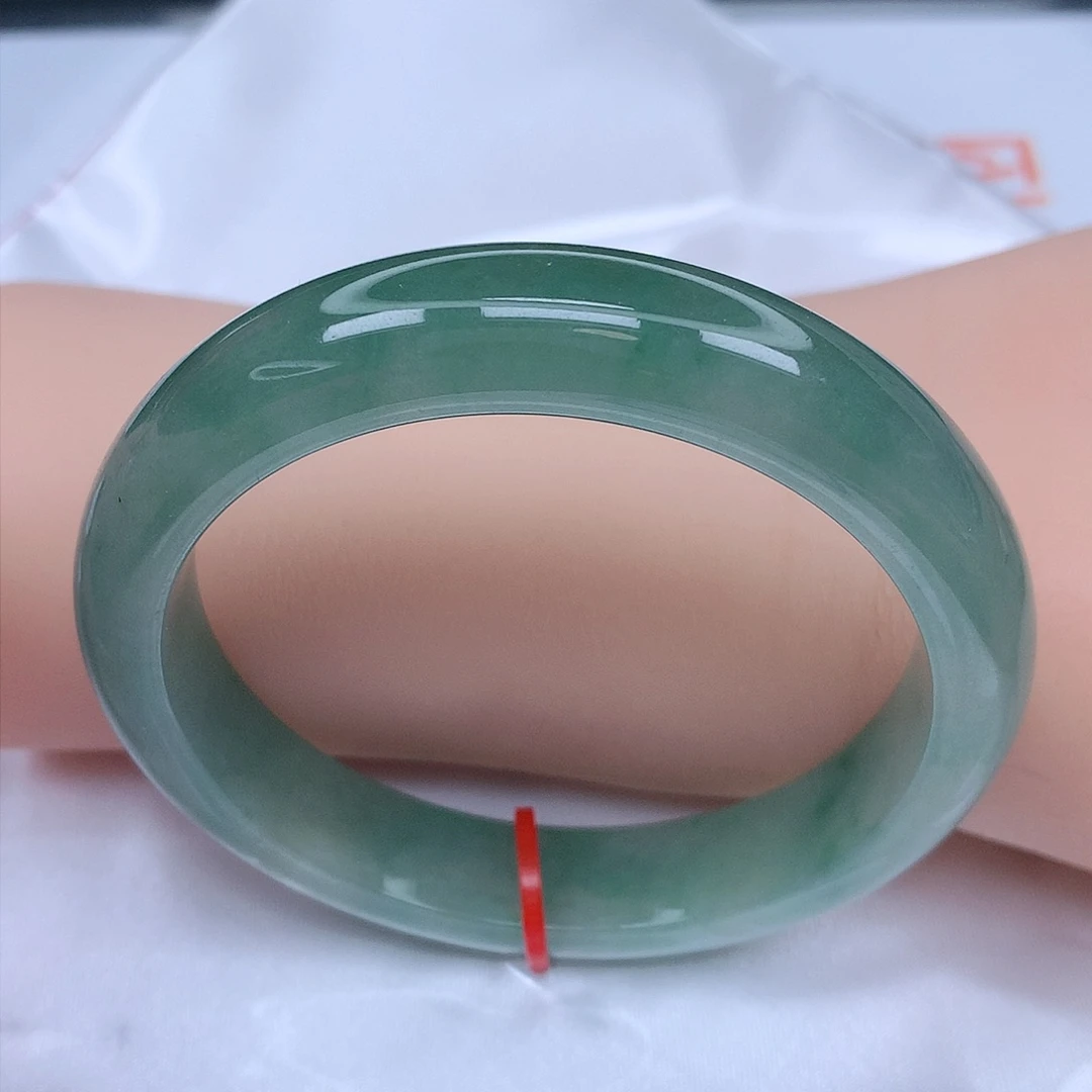 【闪购商品】未镶嵌手镯翡翠，57