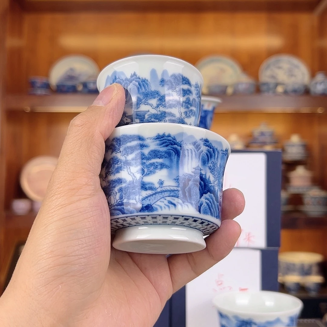 ?****?盐浆糖点工，山水大小，杯子各一个