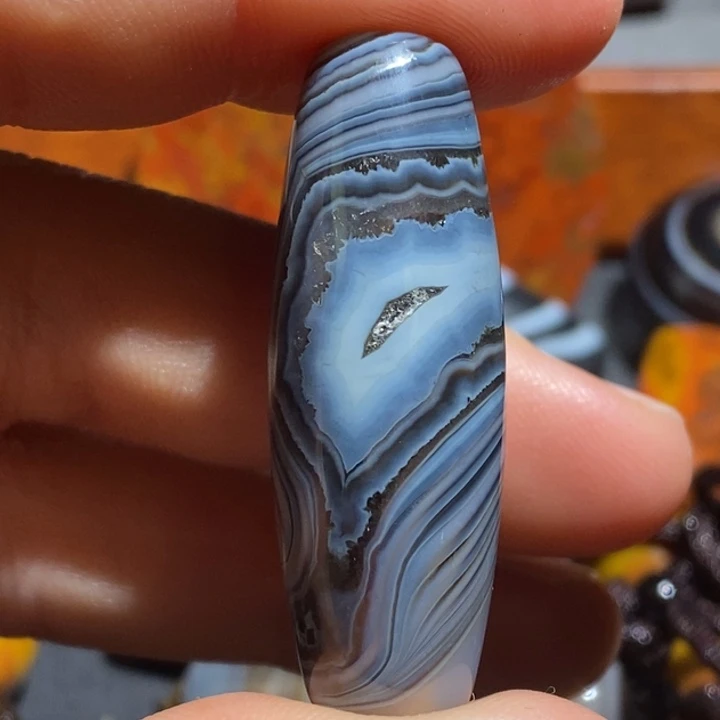 玛瑙/玉髓钛钢颈饰