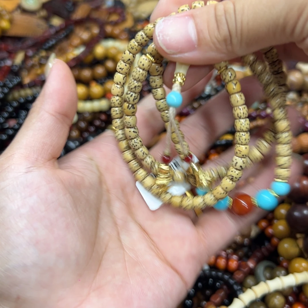 维腊木（绿檀）无事牌