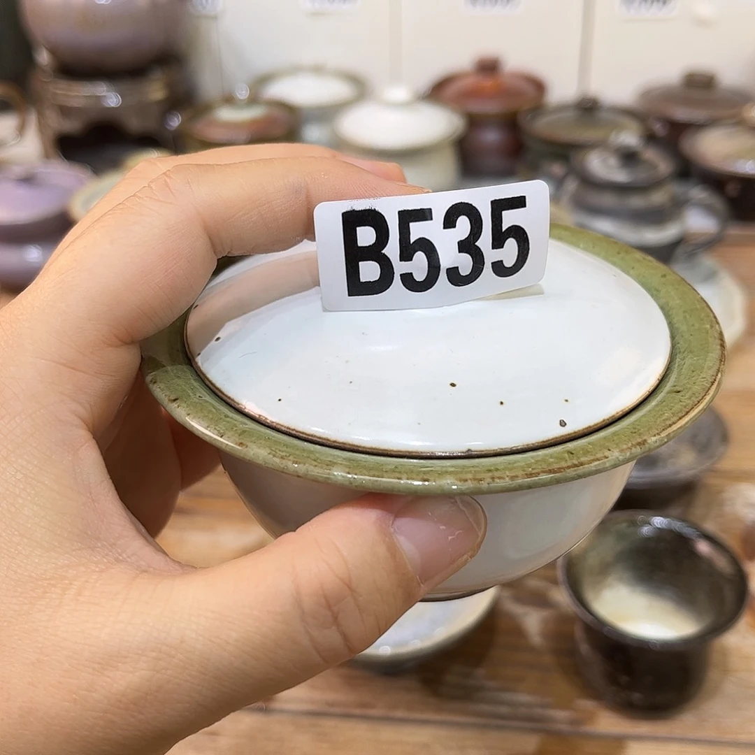 白泥茶杯中**子陶瓷艺术