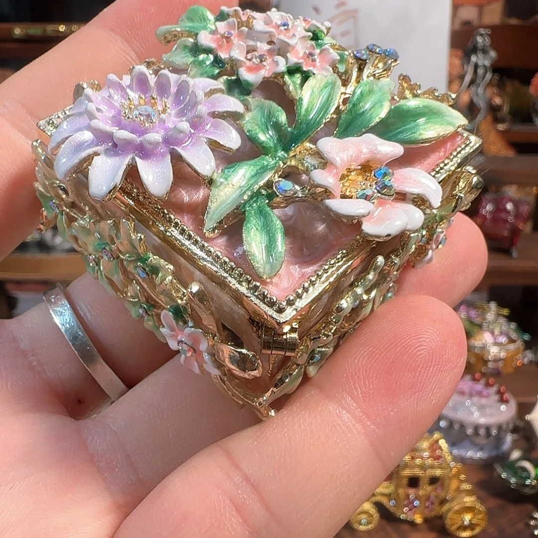 手工制品请勿吹毛求疵