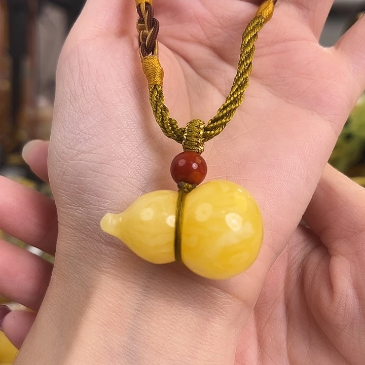 琥珀项链未镶嵌7.8g葫芦