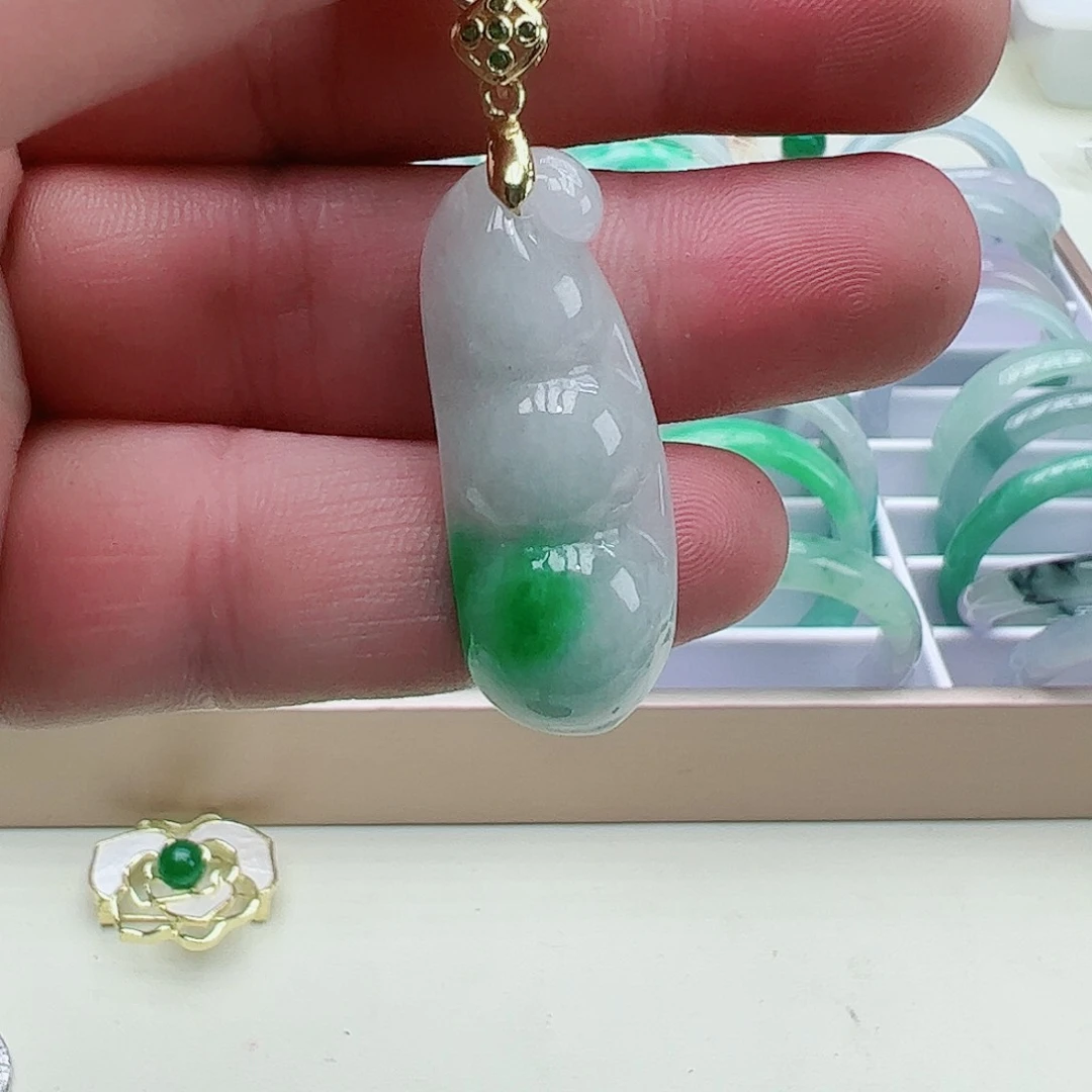翡翠吊坠(赠链)银S925镶嵌