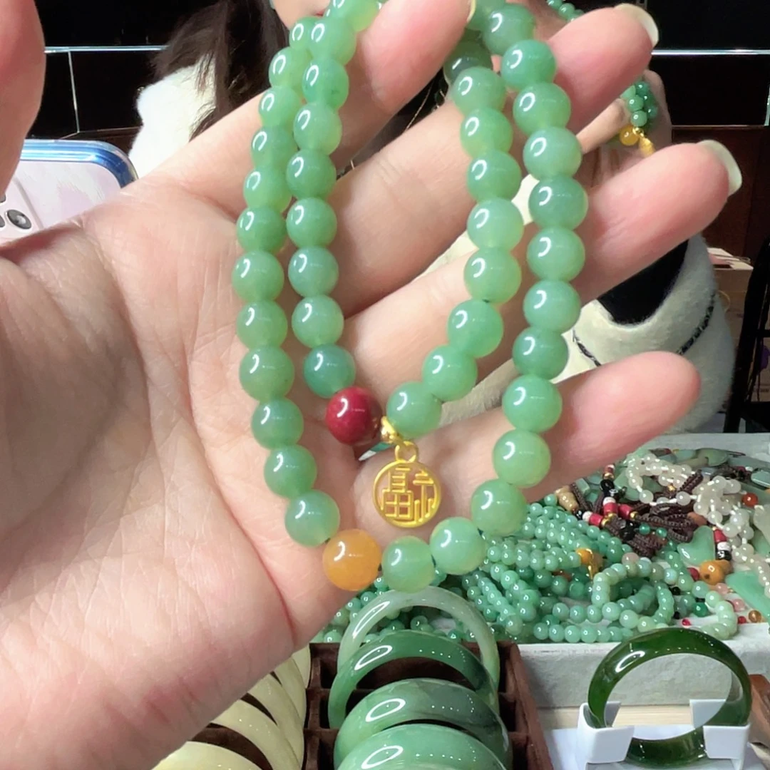 密玉（石英质玉）未镶嵌颈饰