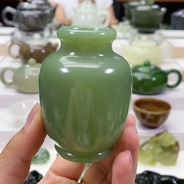 未镶嵌和田玉挂件无*瓶子