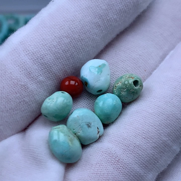 南红玛瑙未镶嵌珠宝奇石