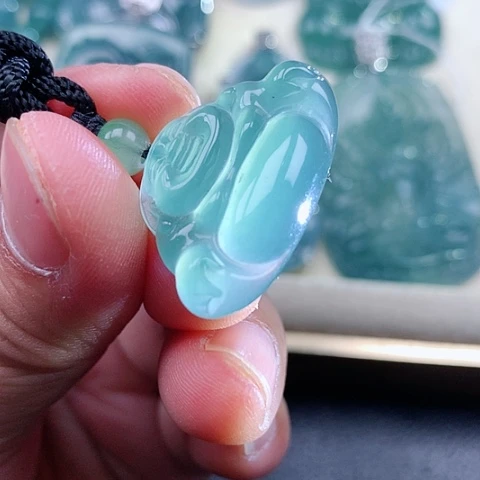 【闪购商品】翡翠颈饰未镶嵌天然翡翠