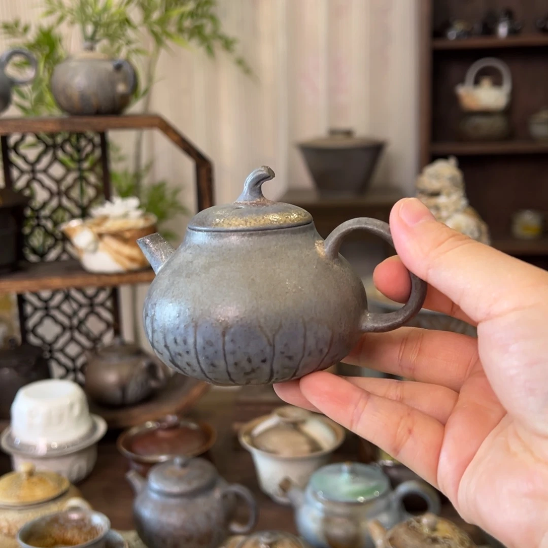 33中白重落灰南瓜壶
