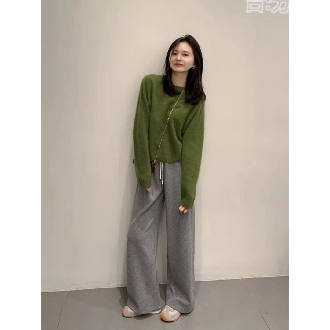 早秋2025新款日系复古绿色软糯毛衣女松弛感针织衫上衣百搭休闲裤