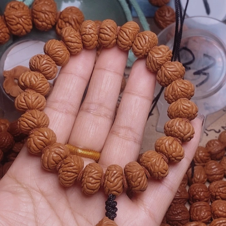 文玩核桃手串龙纹桃核