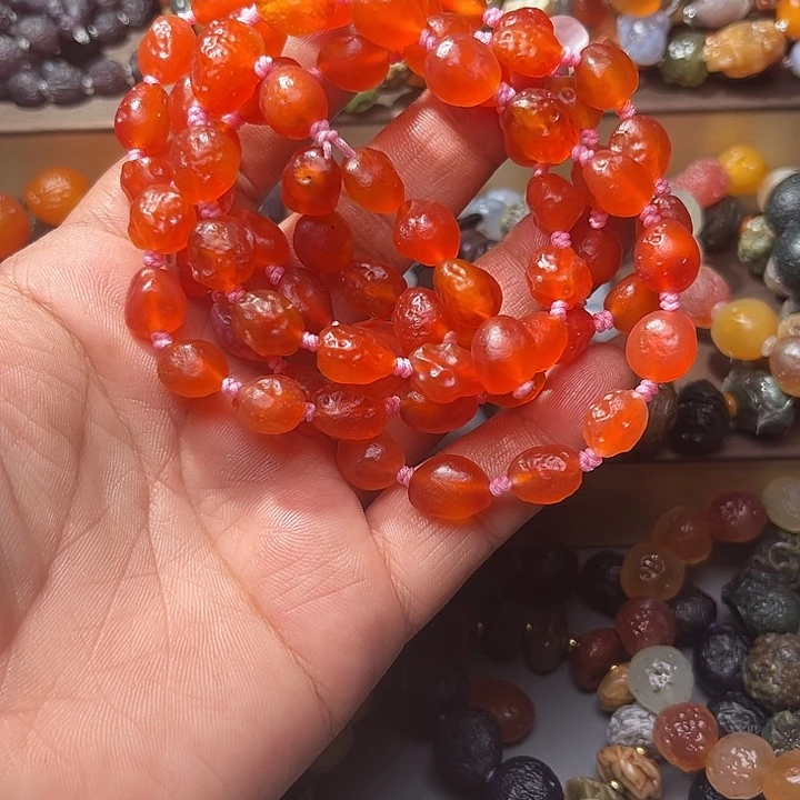 阿拉善彩玛瑙毛衣链