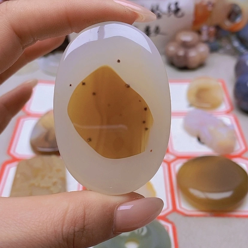 【闪购商品】未镶嵌玛瑙/玉髓珠宝半成品狼****੭