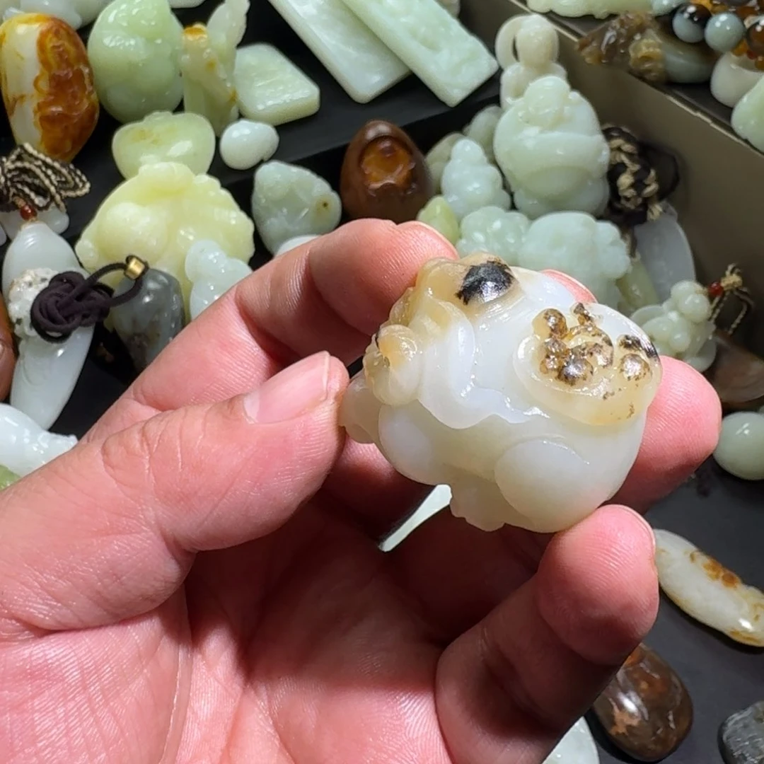 和田玉颈饰未镶嵌徒*