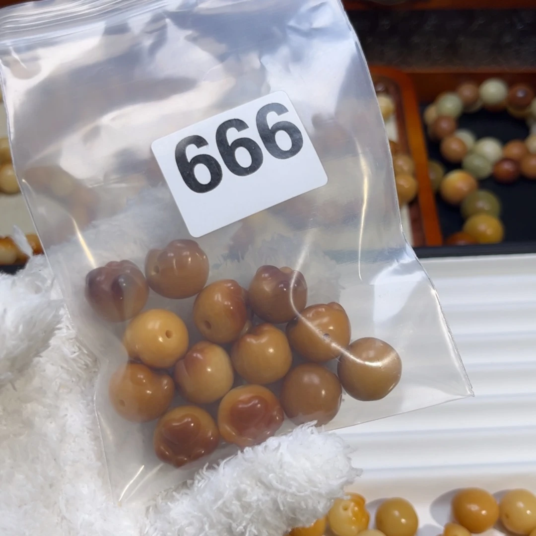 菩提根/象牙果吊坠楼*666微瑕