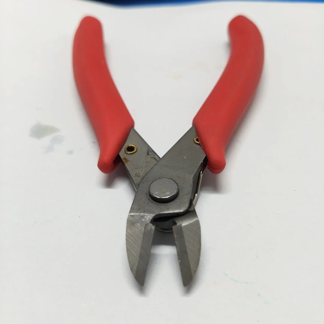 手机维修剪钳（有痕迹哈）