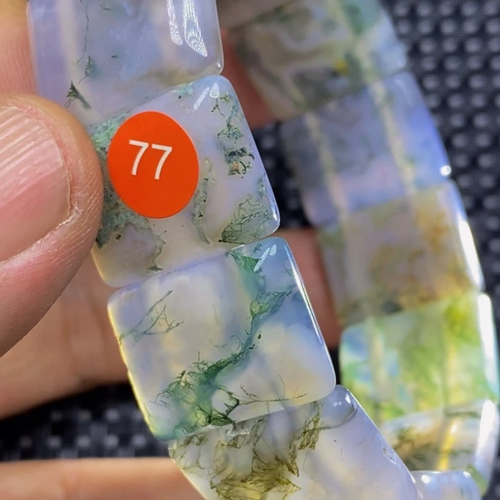 玛瑙/玉髓颈饰未镶嵌雪**行