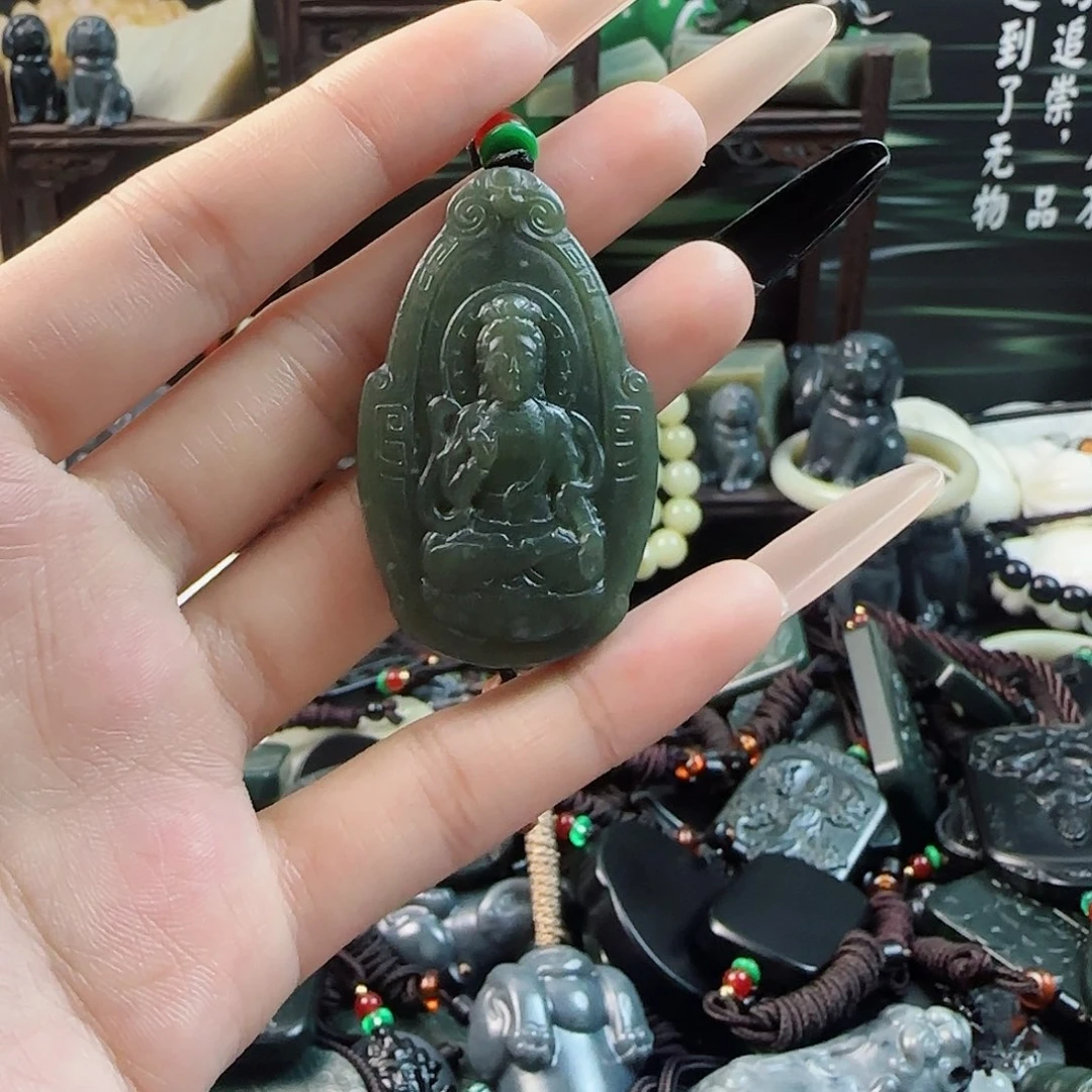 和田玉（糖玉）未镶嵌颈饰