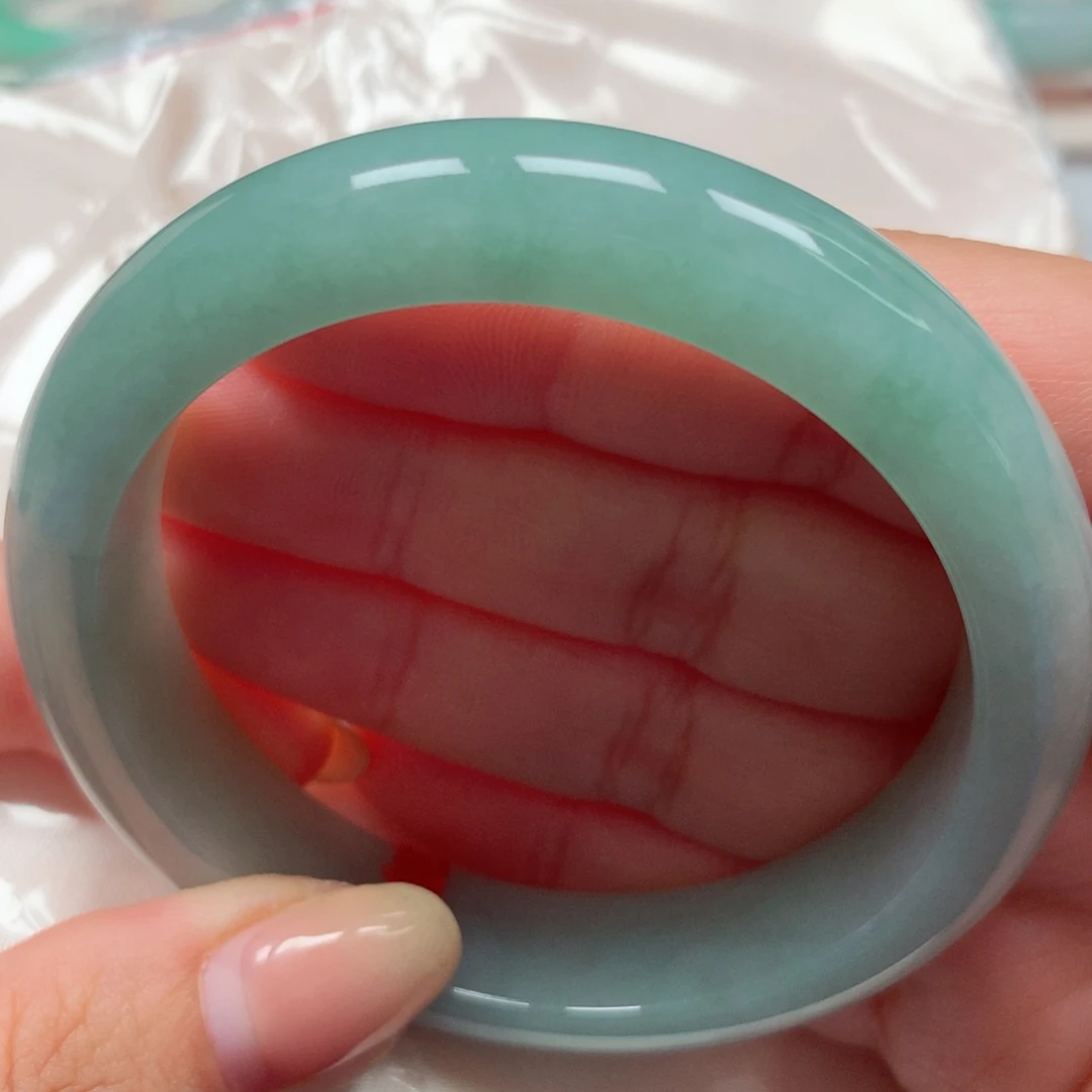 翡翠未镶嵌手镯41湖蓝绿