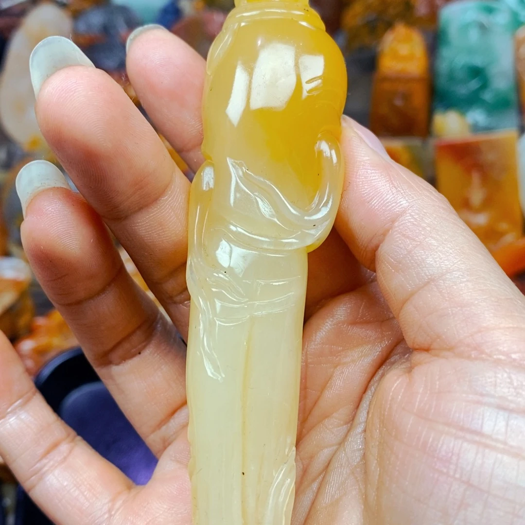 石英质玉（黄龙玉）未镶嵌颈饰