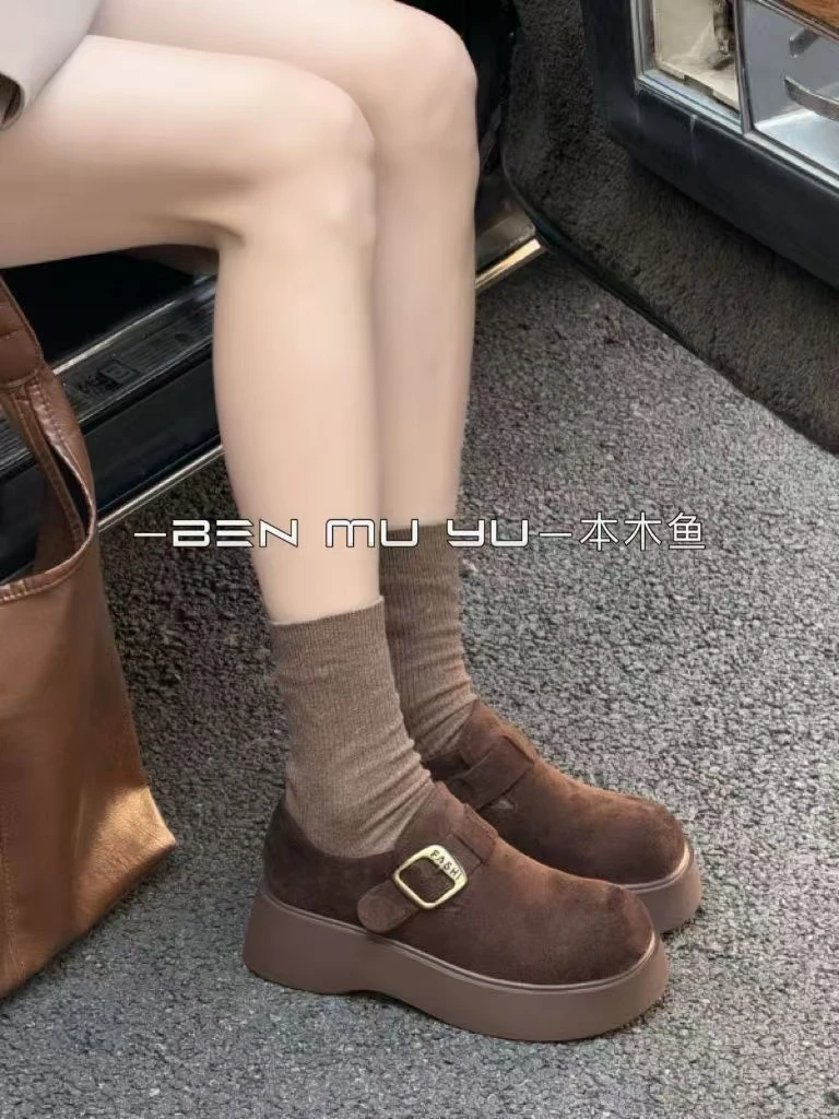 【韩衣舍】6808本木鱼平跟休闲风秋冬季包头浅口时尚复古短靴休闲