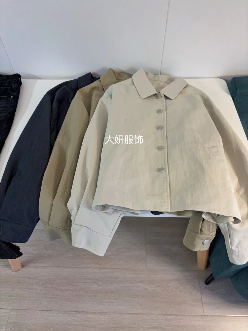 翻领夹克外套。超好品质！重工洋气简约韩系长袖夹克外套女907