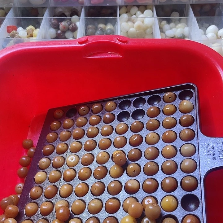 白玉菩提吊坠瑕疵黄桶10/11二百关注➕牌宠五十