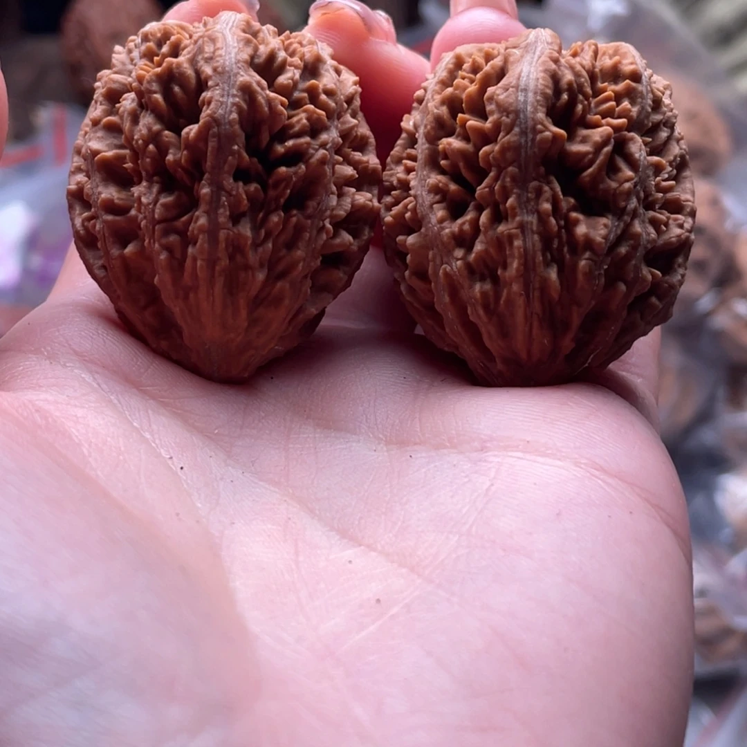 文玩核桃把件楸刀鱼23