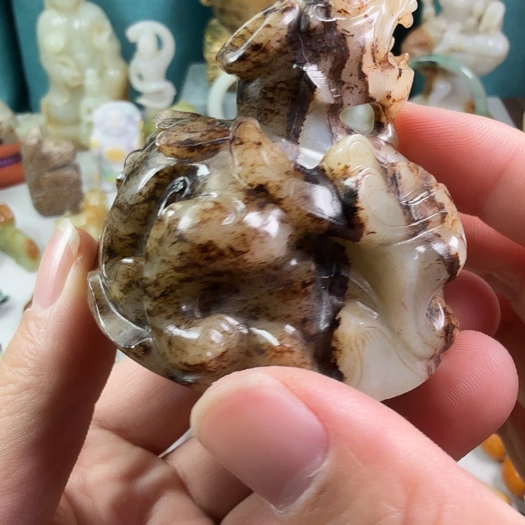 用***9和田玉（糖玉）未镶嵌挂件